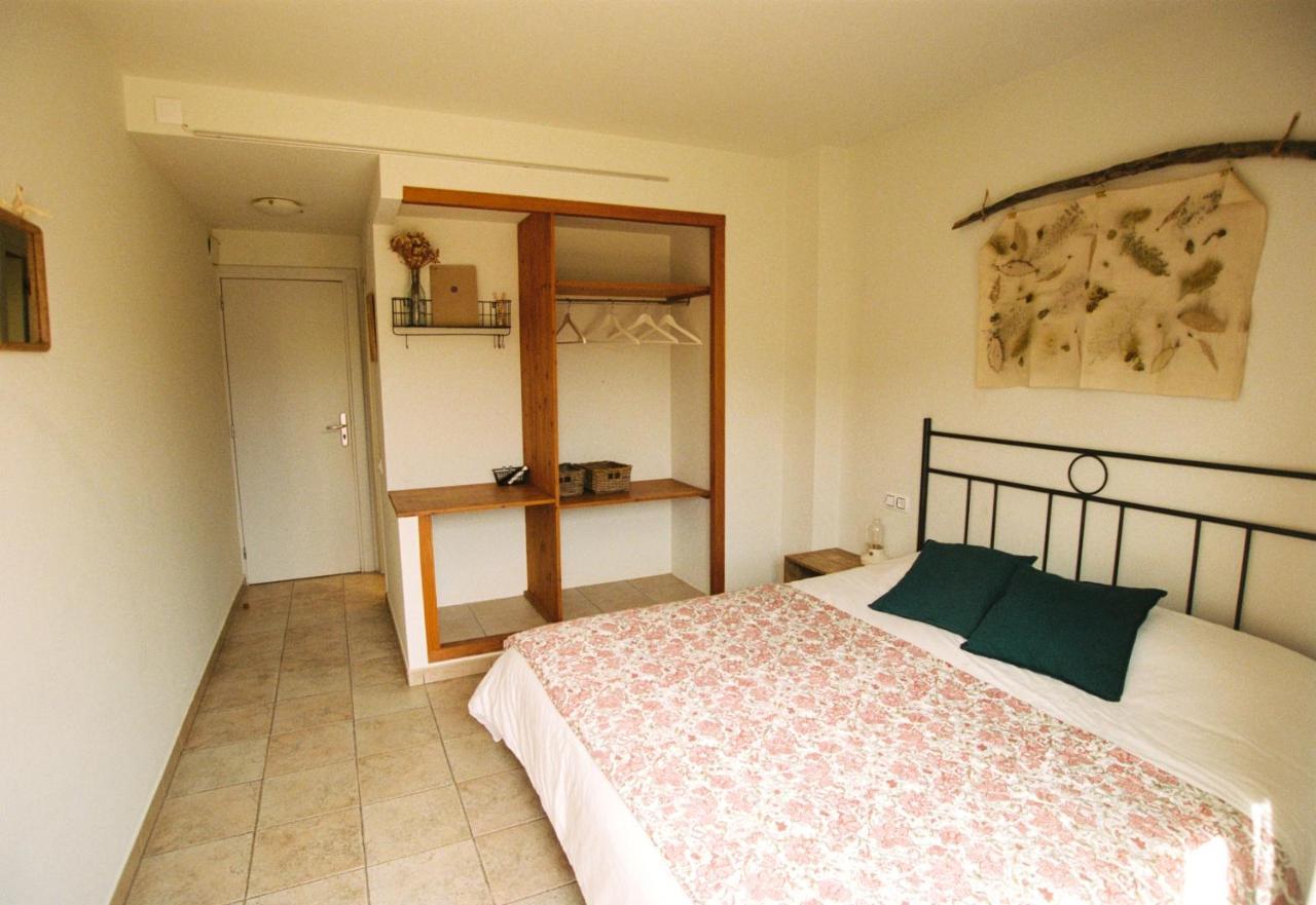 Hostal De L'Aigua Sant Llorenc de la Muga Экстерьер фото